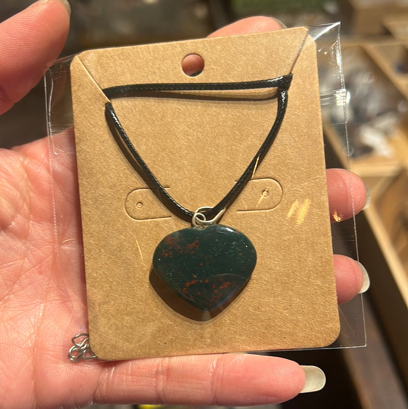 NATURAL CRYSTAL HEART NECKLACE