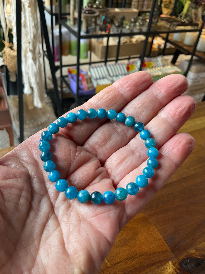 NATURAL BLUE APATITE BRACELET