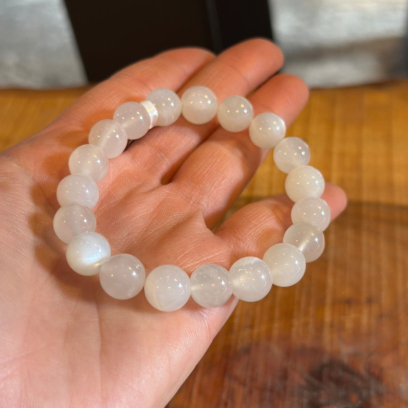 10MM MOONSTONE