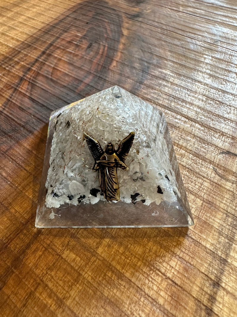PYRAMID - ORGONE MOONSTONE