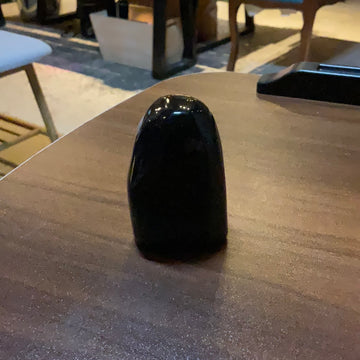 BLACK OBSIDIAN