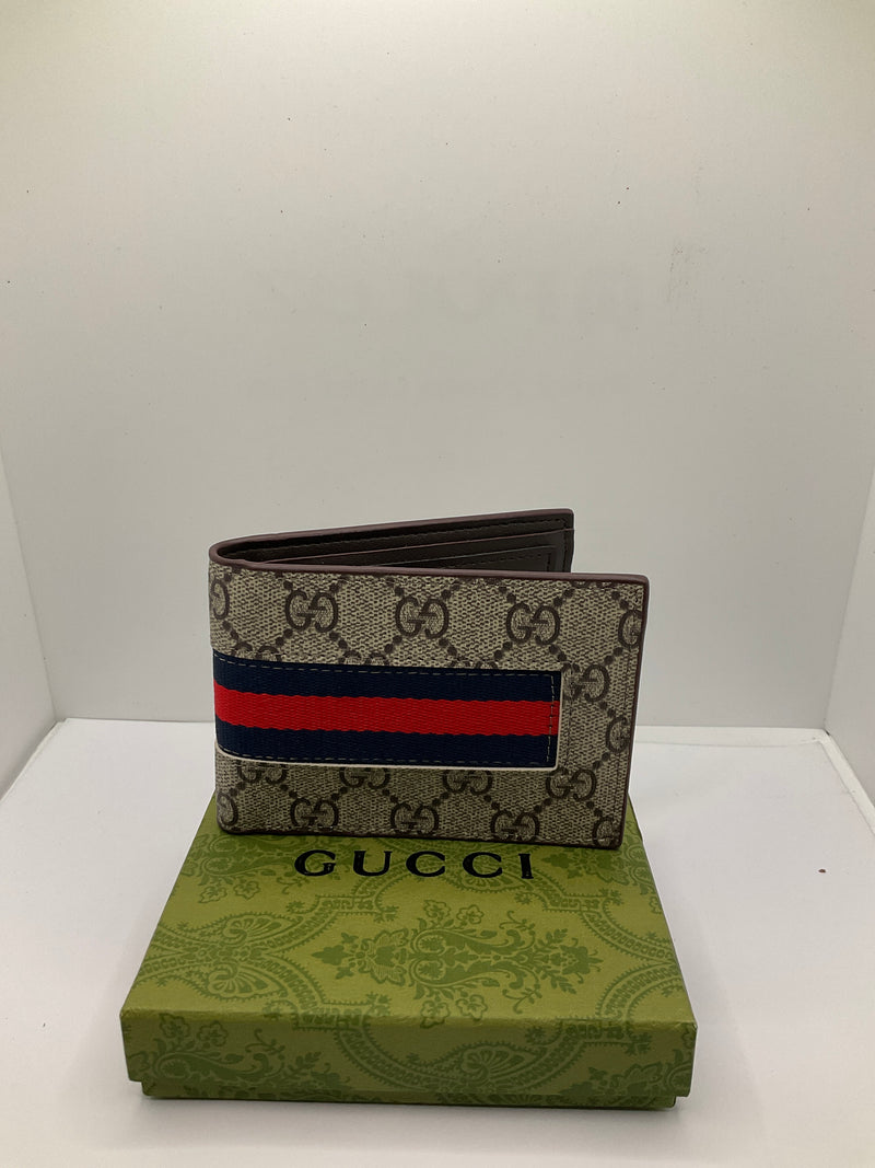 Gucci Men’s GG Supreme Bifold Wallet