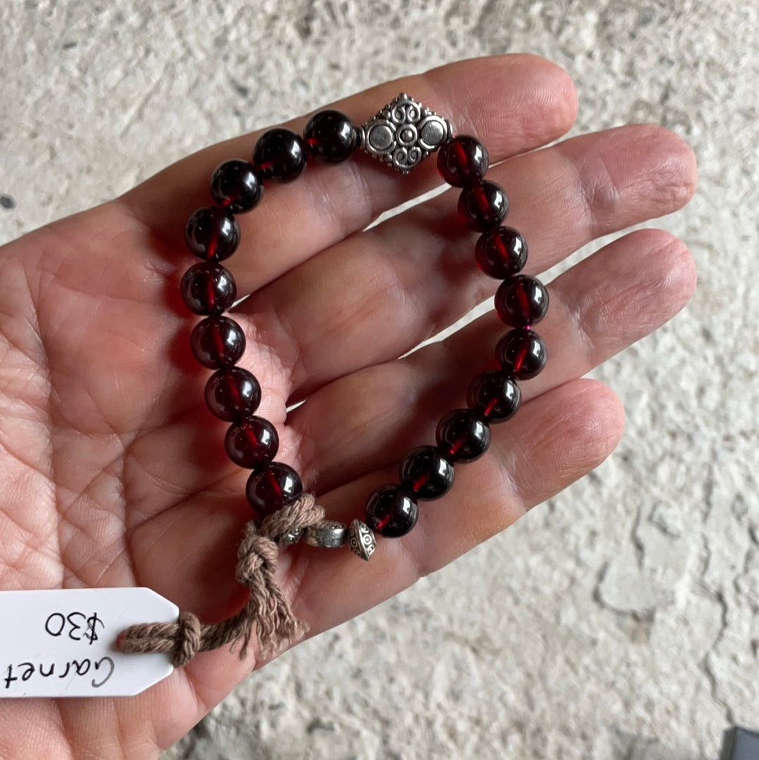 GARNET BRACELET