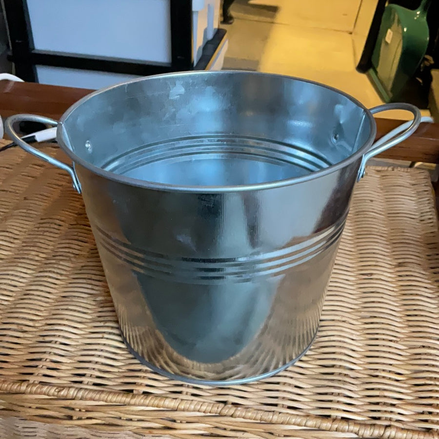 TIN BUCKET WITH HANDLES