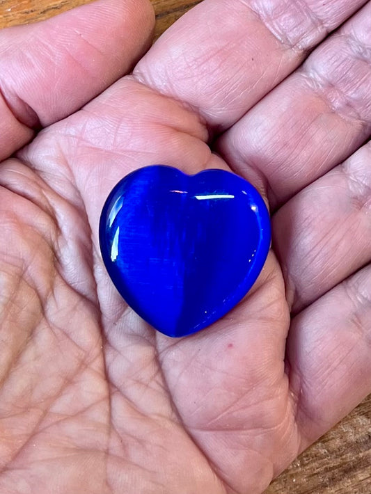 CATS EYE HEART COBALT BLUE