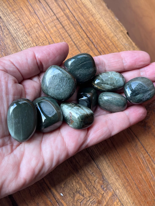 Cats Eye Tumbled Stone