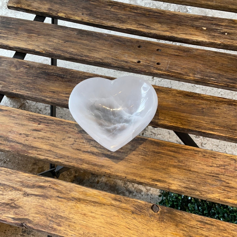 BOWL SELENITE HEART