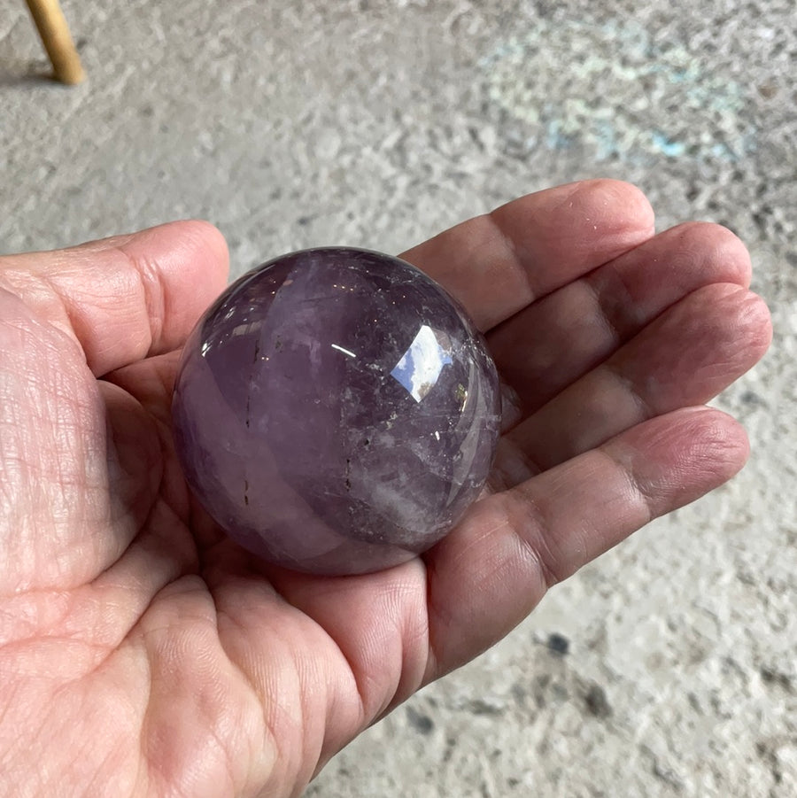 AMETHYST ROUND SPHERE