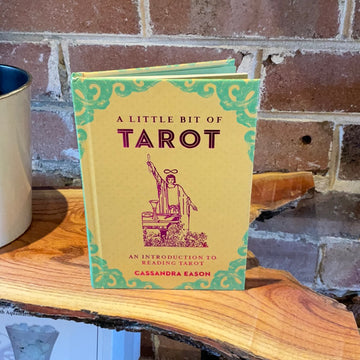 LITTLE BIT OF TAROT BOOK