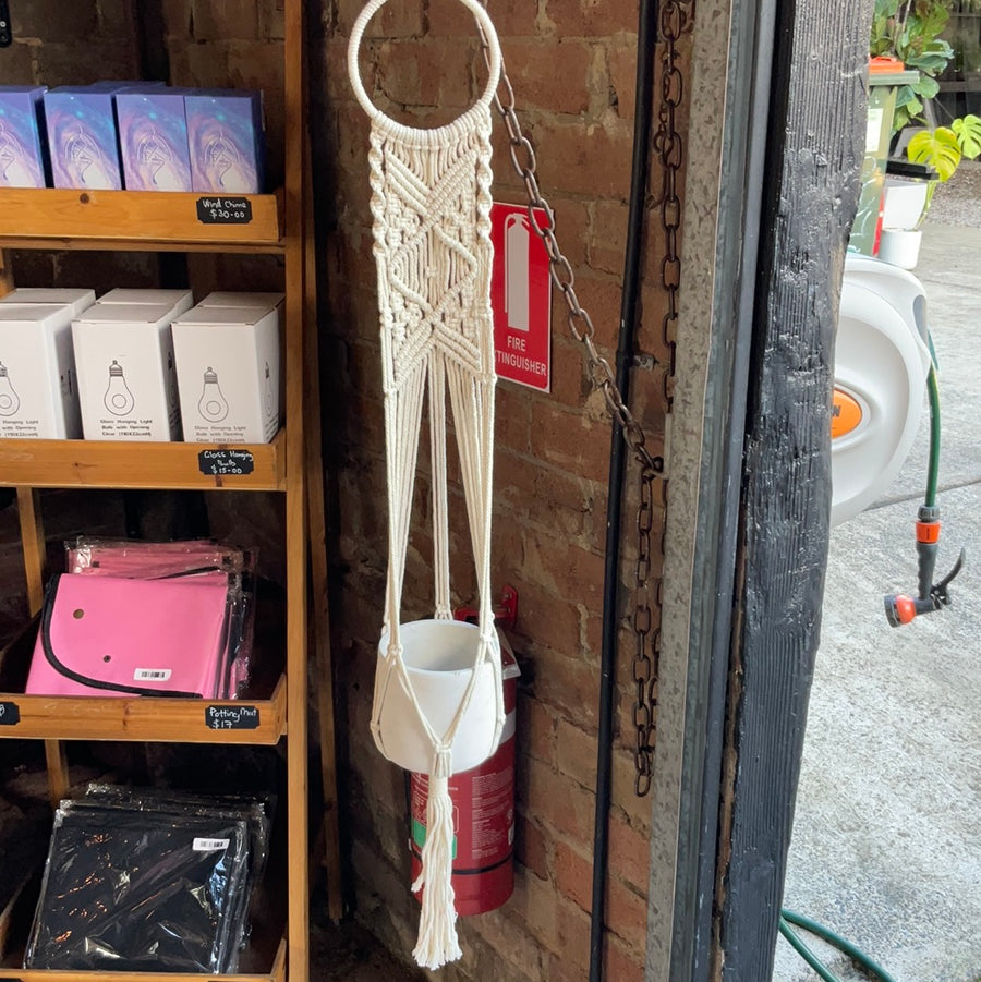 MACRAME HANGING PLANTER