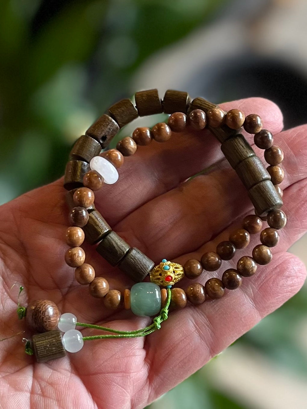 Green Sandalwood Wrap Bracelet