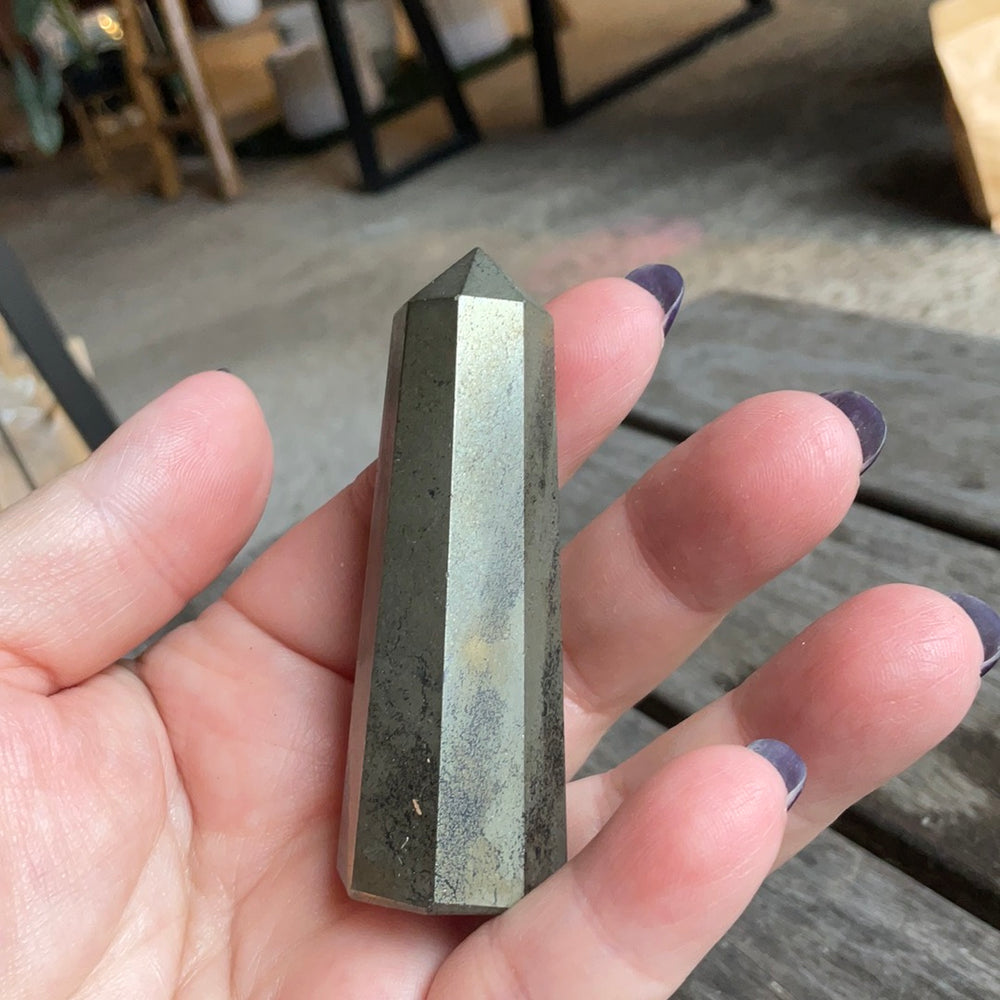 Pyrite Tower 8cm