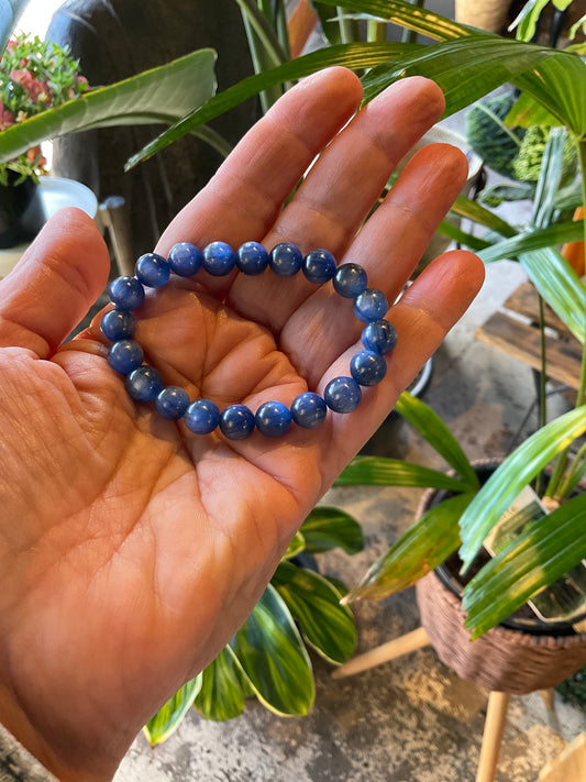 NATURAL BLUE KYANITE CAT EYE BRACELET