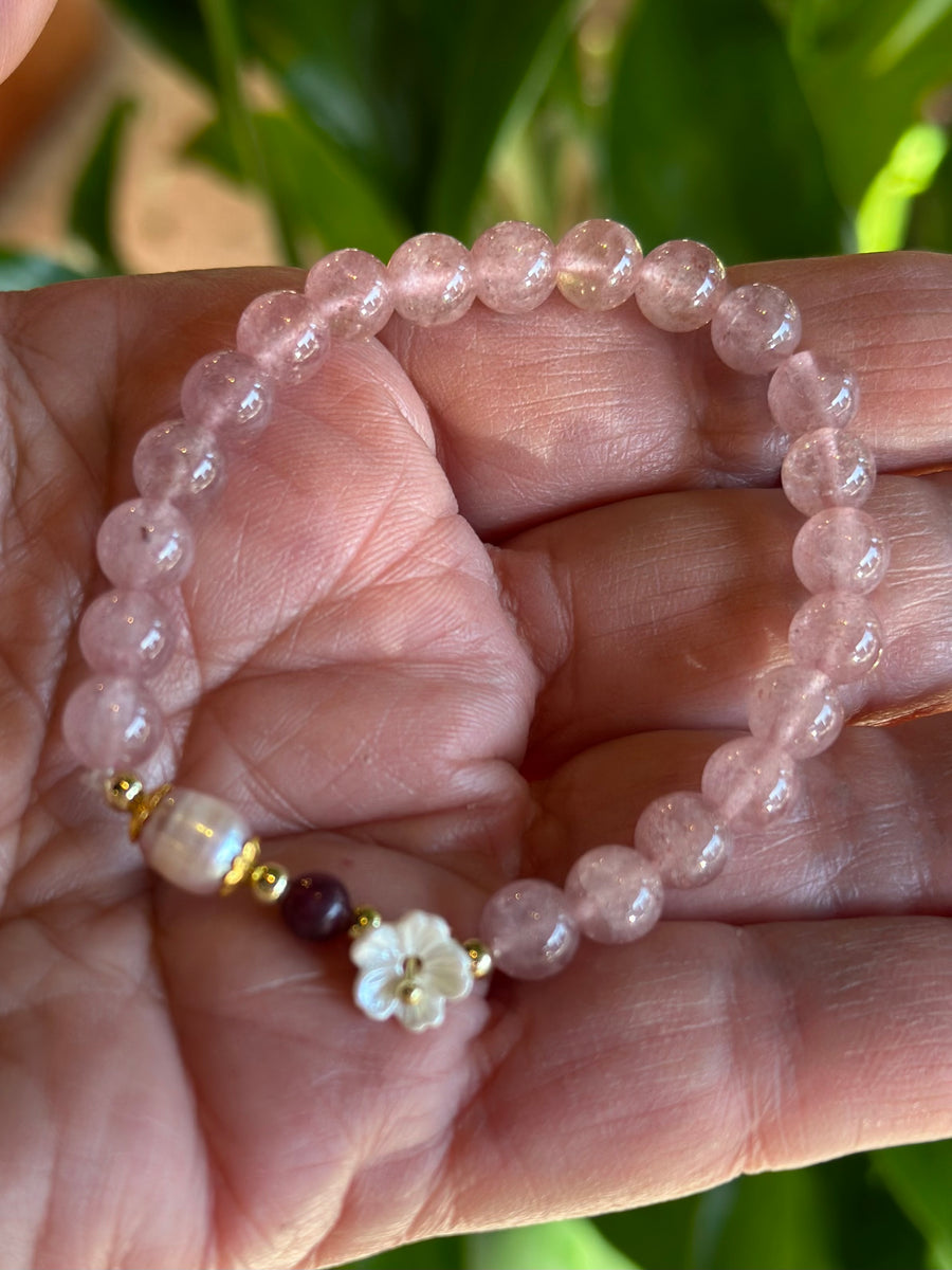 STRAWBERRY QUARTZ WITH FLOWER BRACELET