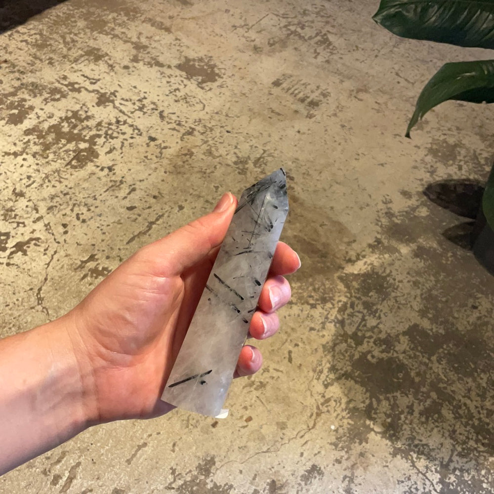 Tourmaline in Quartz Point