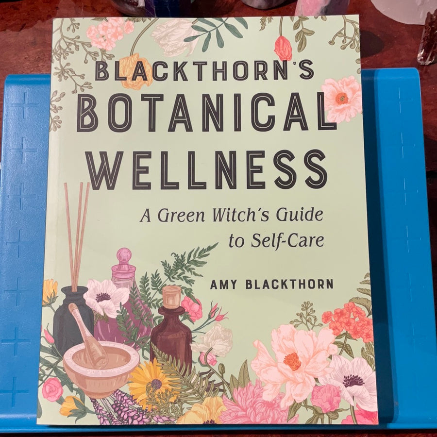 BOTANICAL WELLNESS BOOK