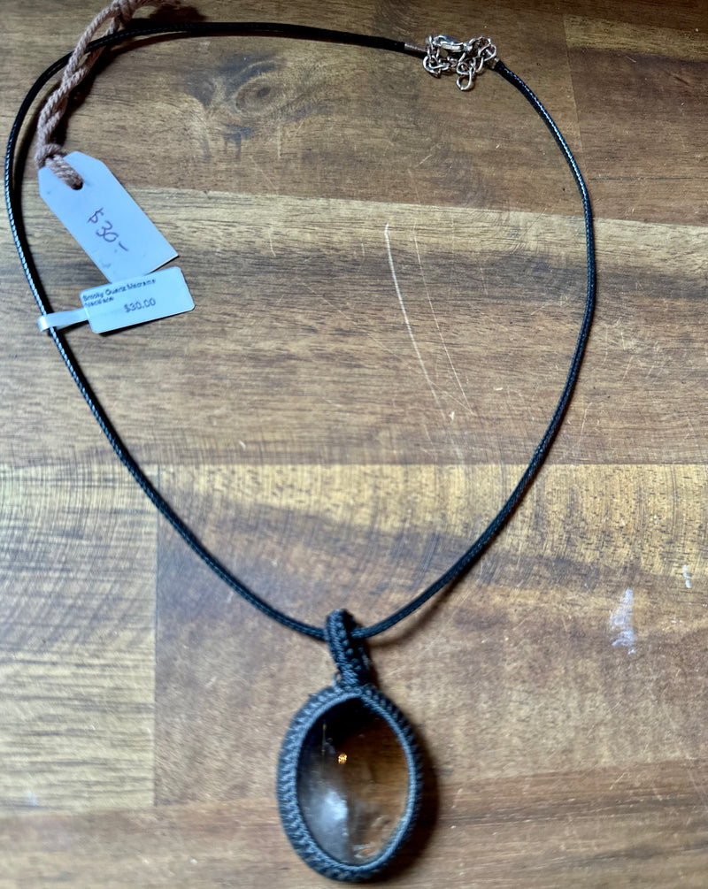 SMOKY QUARTZ MACRAME NECKLACE